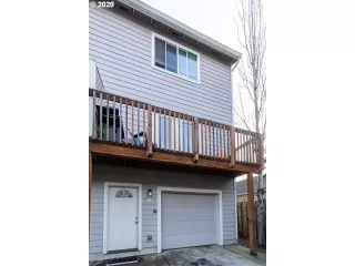 Photo #1: 20134680 Listing