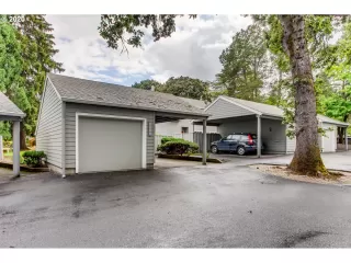Photo #3: 20134881 Listing