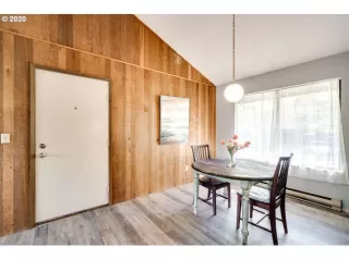 Photo #3: 20137852 Listing