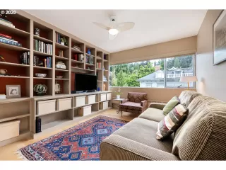 Photo #2: 20138341 Listing 