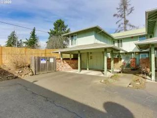 Photo #1: 20138761 Listing 