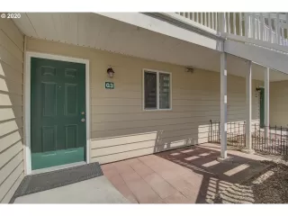 Photo #2: 20139230 Listing