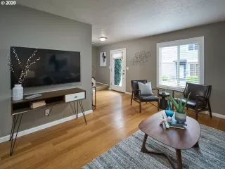 Photo #3: 20139805 Listing 