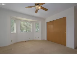 Photo #6: 20140899 Listing