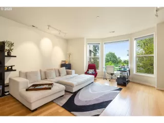 Photo #2: 20141476 Listing