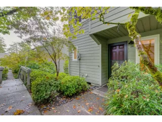 Photo #1: 20142564 Listing