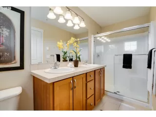 Photo #6: 20144829 Listing