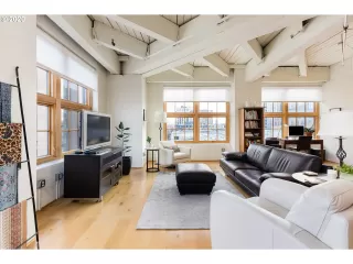 Photo #6: 20145463 Listing 