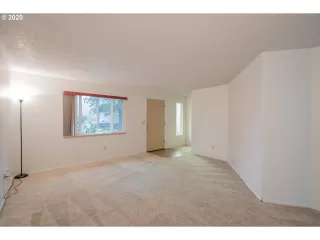 Photo #3: 20145666 Listing 