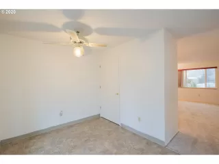 Photo #6: 20145666 Listing 