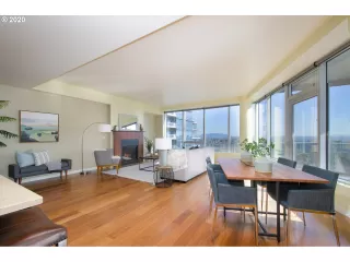 Photo #4: 20146412 Listing 