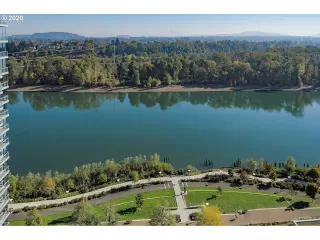 Photo #5: 20146412 Listing 