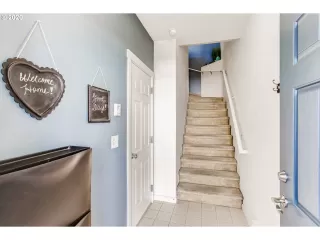 Photo #1: 20146984 Listing