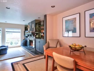 Photo #4: 20149129 Listing