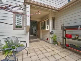 Photo #6: 20149129 Listing