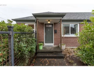 Photo #1: 20149605 Listing