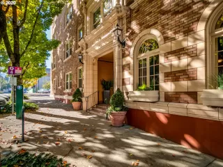 Photo #2: 20149726 Listing