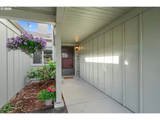 Photo #2: 20152299 Listing