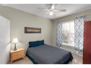 Photo #6: 20152343 Listing