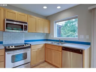 Photo #3: 20152613 Listing 