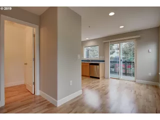 Photo #5: 20152613 Listing 