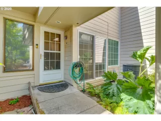 Photo #1: 20153063 Listing