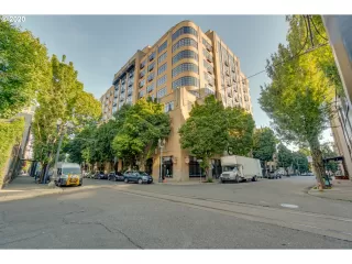 Photo #1: 20154325 Listing 