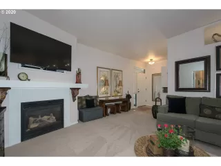 Photo #4: 20155708 Listing 