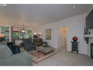 Photo #6: 20155708 Listing 