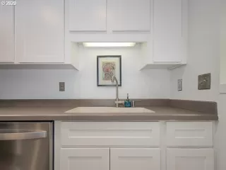 Photo #3: 20155898 Listing