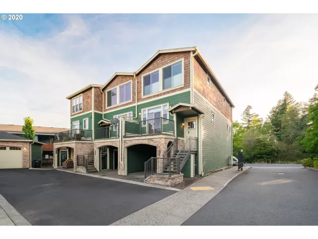 MLS: 20156024 Condo For Sale