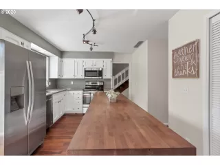 Photo #3: 20158283 Listing 