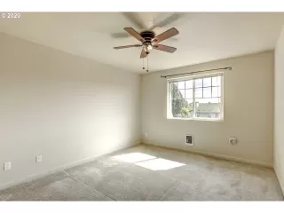 Photo #6: 20158390 Listing 