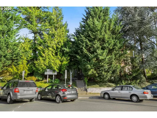 MLS: 20158752 Condo For Sale