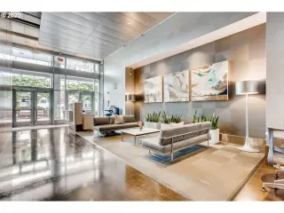 Photo #3: 20159476 Listing