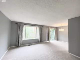 Photo #3: 20160368 Listing