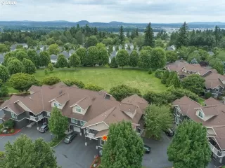 Photo #2: 20161148 Listing 