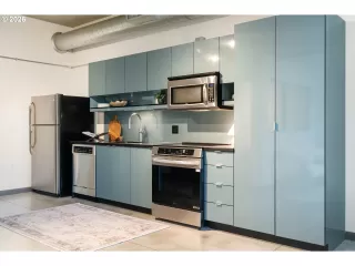 Photo #6: 201614496 Listing 