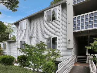 Photo #1: 20161786 Listing