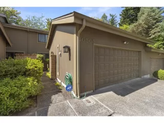 Photo #1: 20163186 Listing