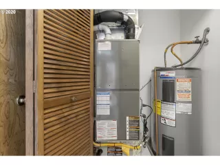 Photo #4: 20163186 Listing