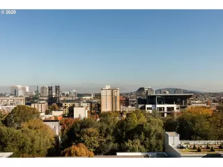 Photo #6: 20164997 Listing 