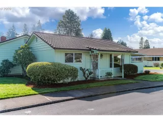 Photo #1: 20166972 Listing