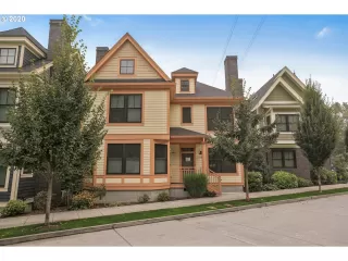 Photo #2: 20167165 Listing 