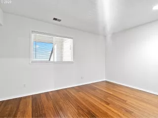 Photo #3: 20167233 Listing 