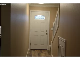 Photo #2: 20169795 Listing