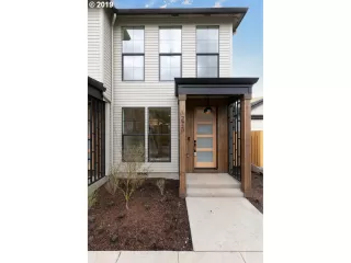 Photo #1: 20170183 Listing