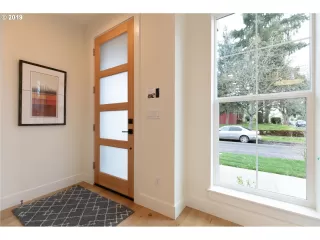 Photo #5: 20170183 Listing