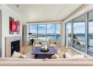 Photo #2: 20170308 Listing