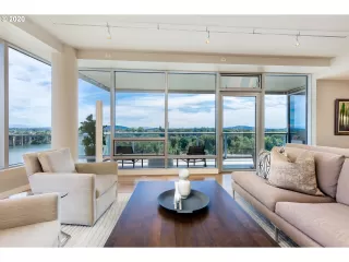 Photo #5: 20170308 Listing